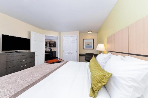 Candlewood Suites Sayre image 1
